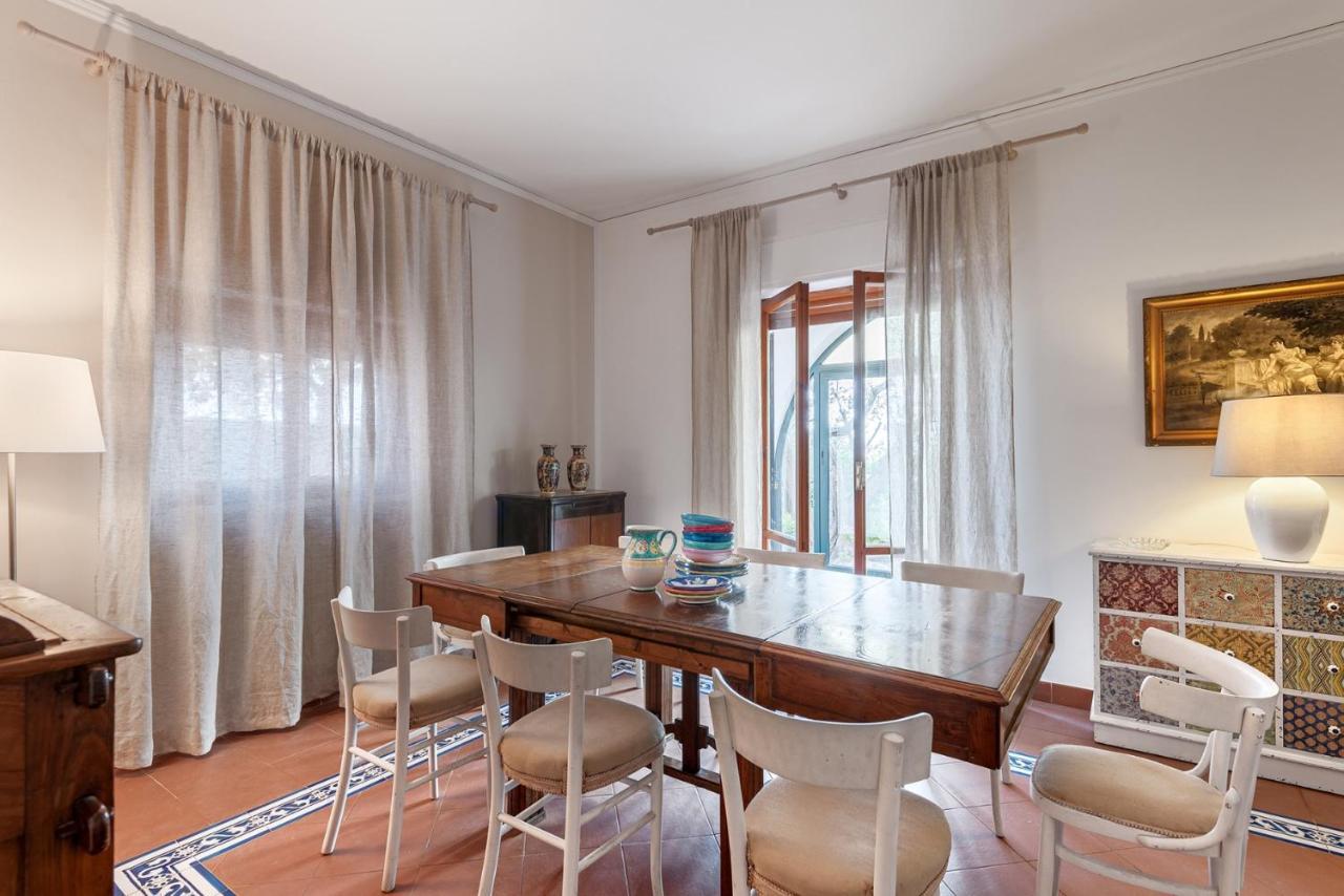 Villa Alfonsina ماسّا لوبْرينسِ المظهر الخارجي الصورة