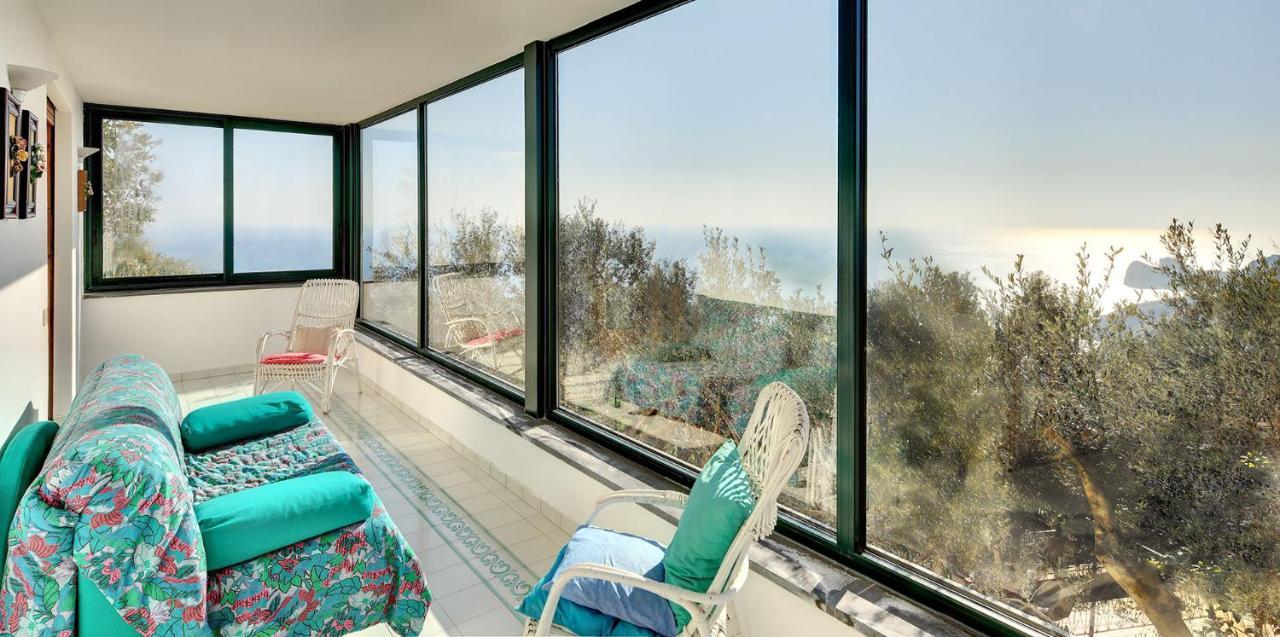 Villa Alfonsina ماسّا لوبْرينسِ المظهر الخارجي الصورة